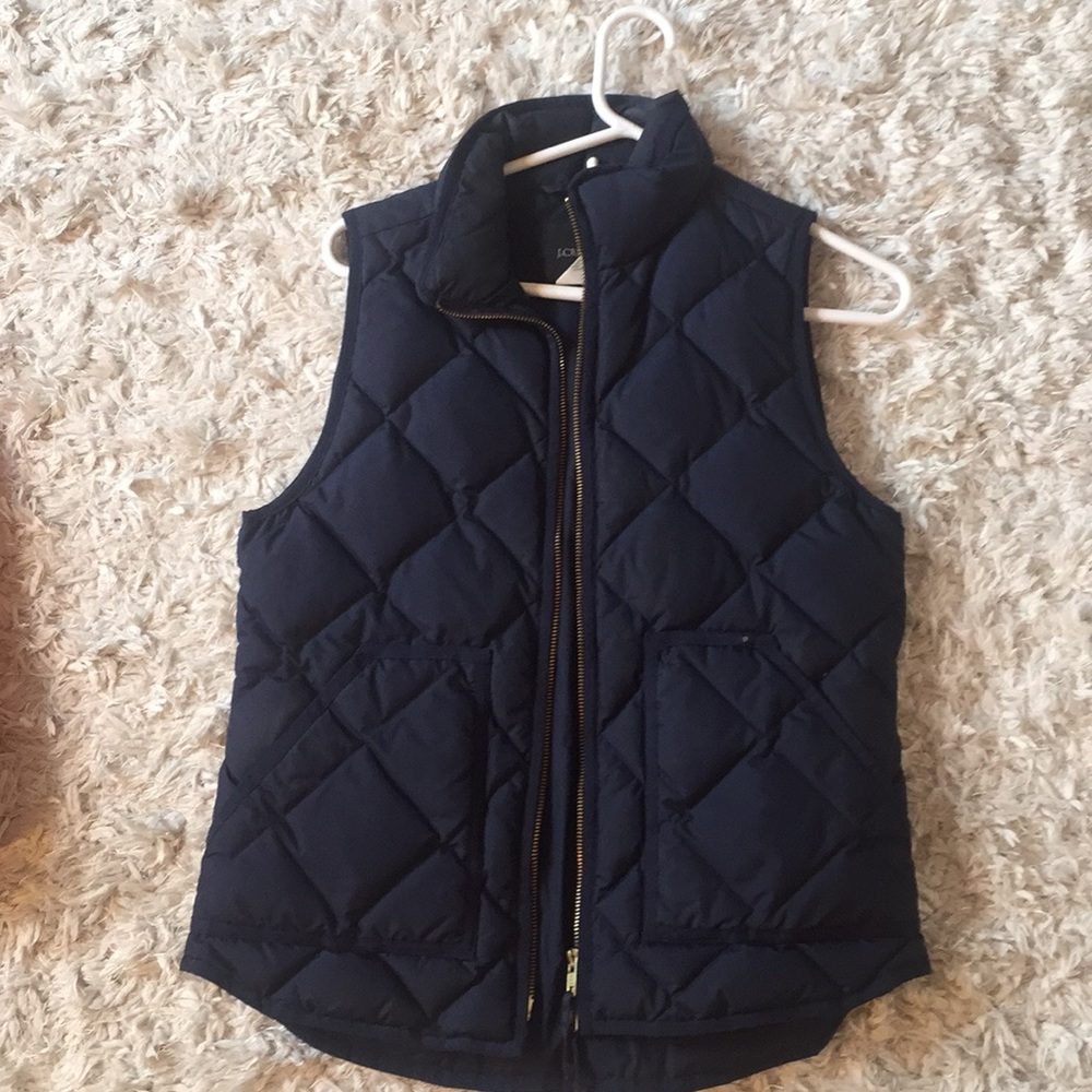 JCREW navy quilted puffer vest